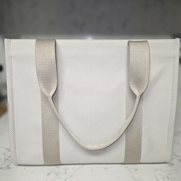 lululemon athletica Cream Tote Bag - Picture 2 of 7